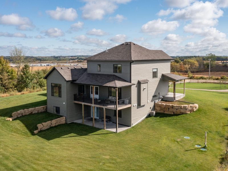 50-web-or-mls-50-Back View